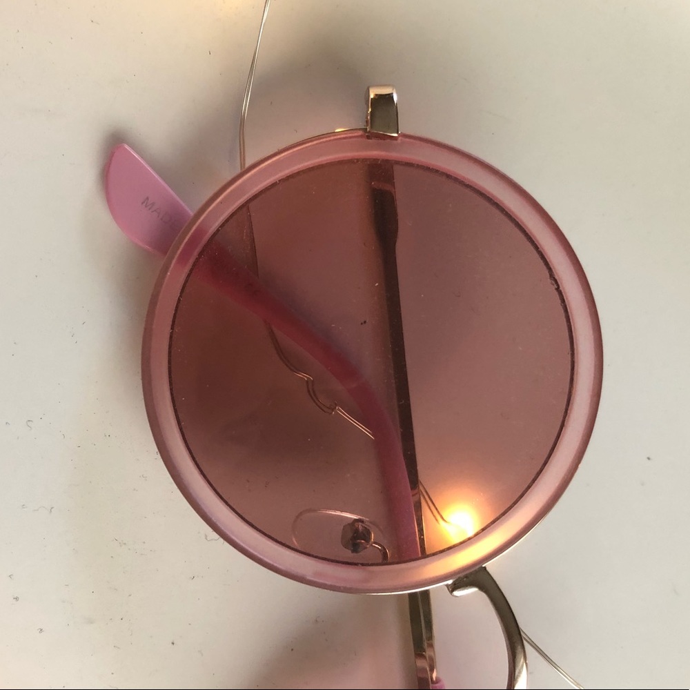 Fun and funky pink round sunglasses! - Picture 3 of 3